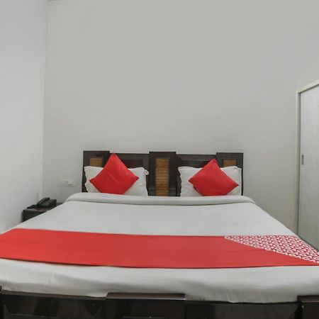 Hotel O Aarush Jhajhar Екстер'єр фото