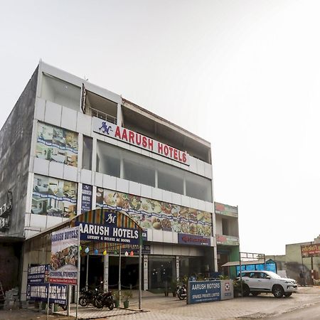 Hotel O Aarush Jhajhar Екстер'єр фото