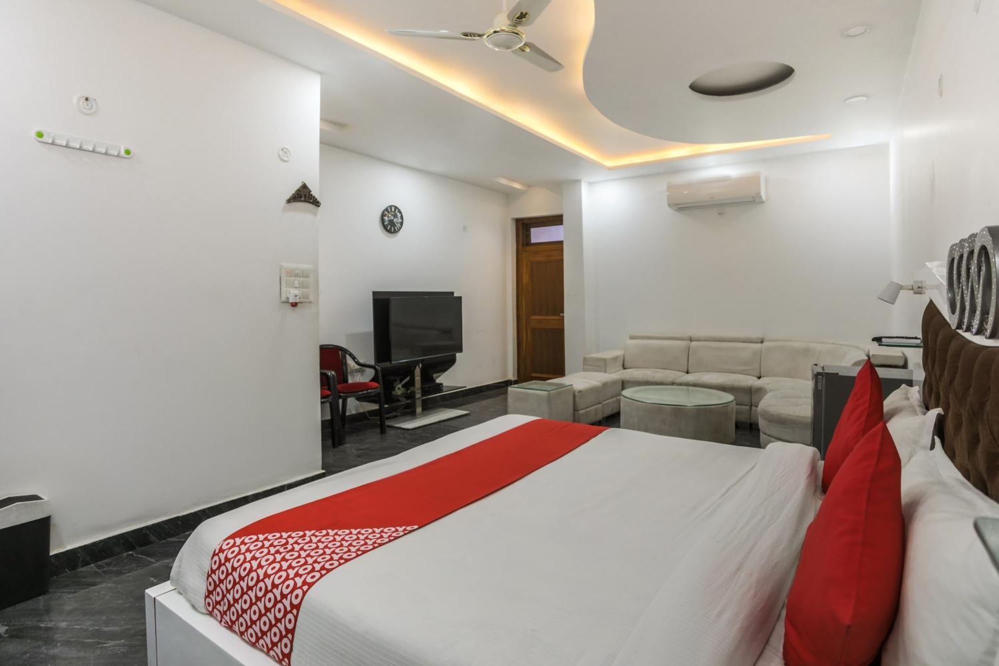 Hotel O Aarush Jhajhar Екстер'єр фото