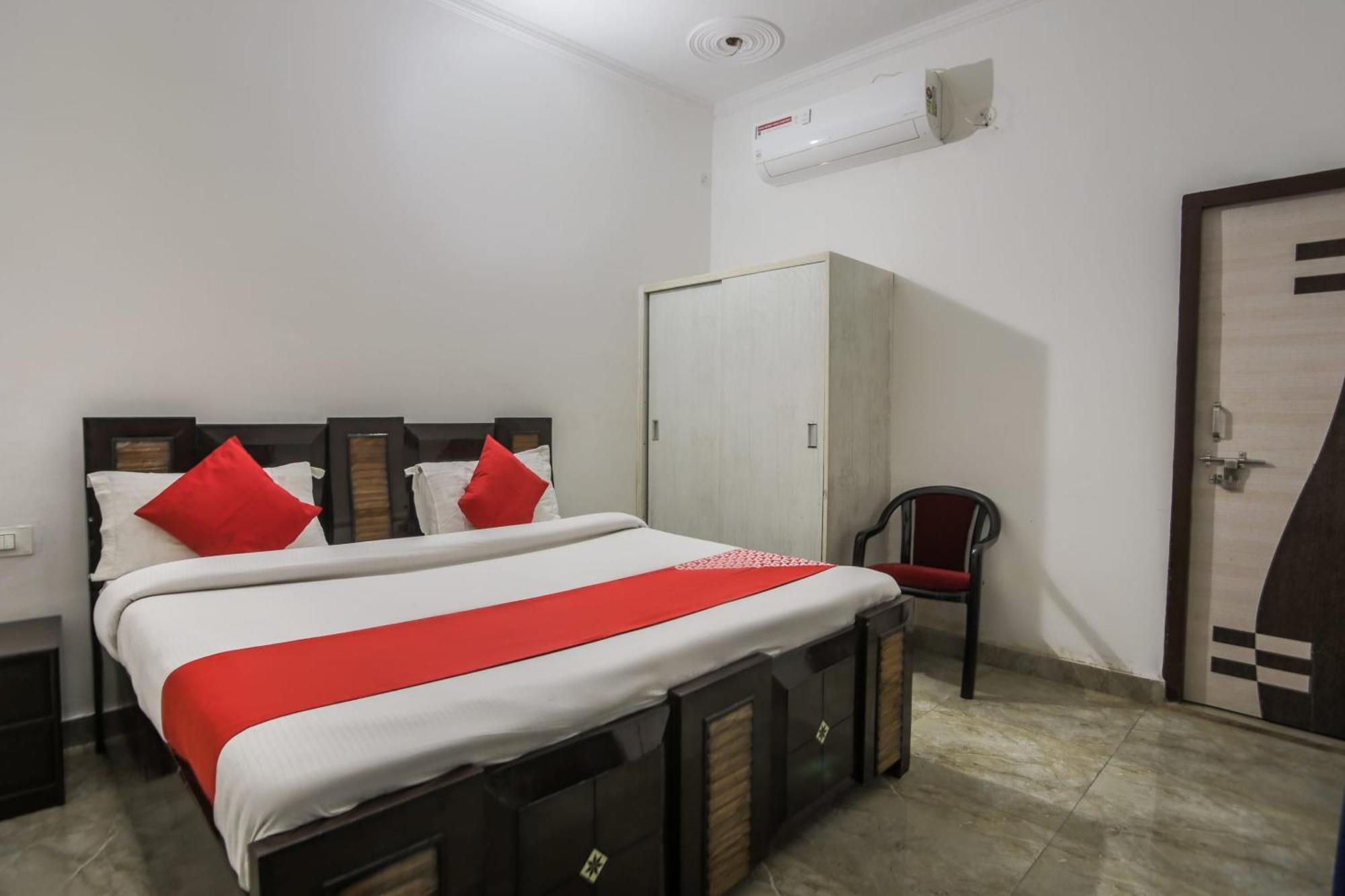 Hotel O Aarush Jhajhar Екстер'єр фото